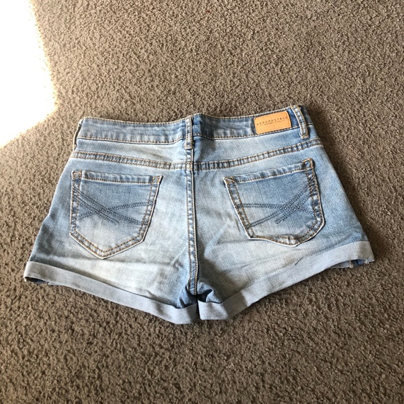Aeropostale Women’s Jean Shorts size 00 - Picture 2 of 3